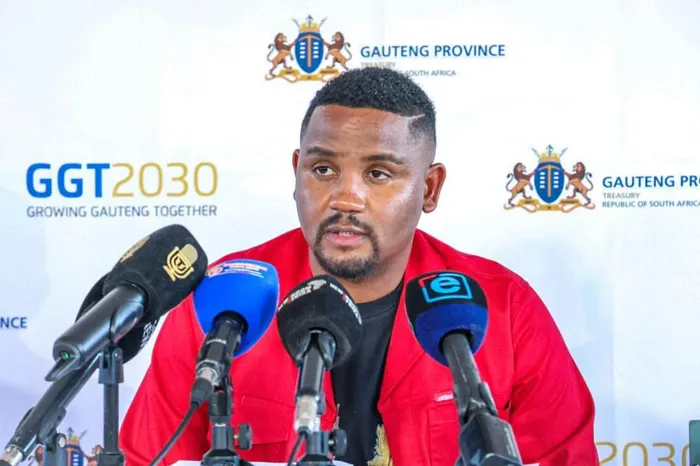 Presenting Gauteng's 2024/25 municipal audit outcomes, Finace MEC Nkululeko Dunga called for tougher action against accounting officers, saying unresolved audit failures continue to undermine service delivery and public confidence in municipalities.