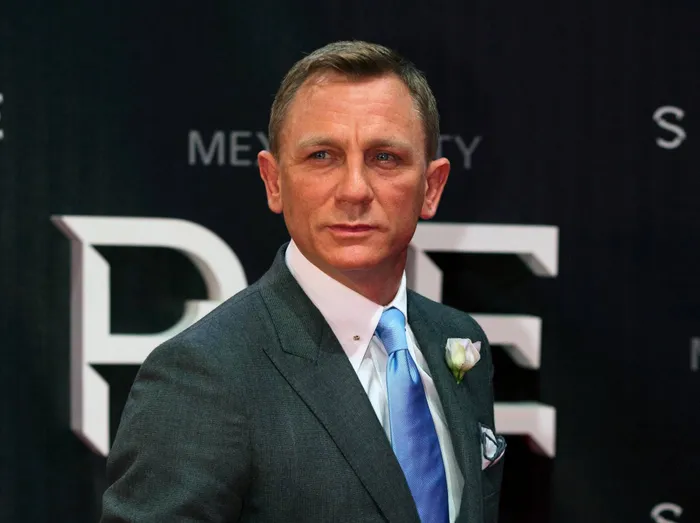 Daniel Craig