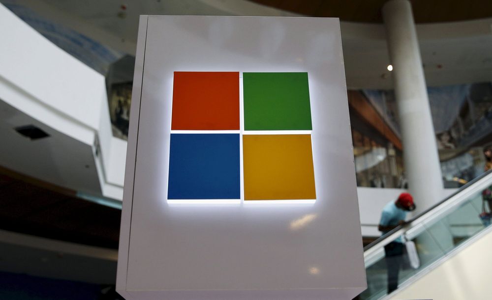Microsoft embraces mobile-first design with PowerPoint updates