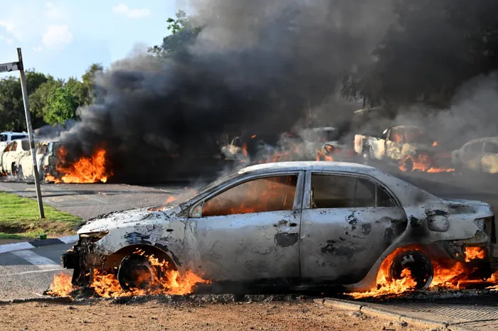 In Soweto, tensions also escalated amid clashes between South African residents and foreign nationals. Ten vehicles were set alight and shops looted.