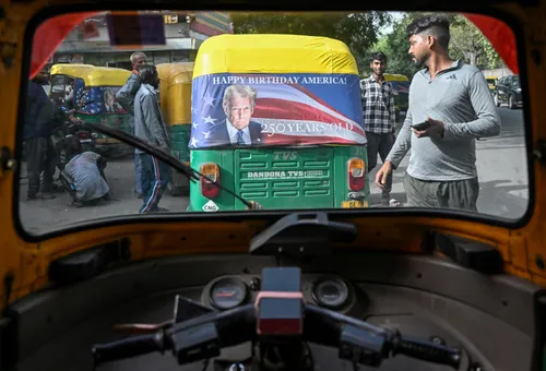 U.S. Embassy in India rolls out “Happy Birthday America” rickshaws in New Delhi