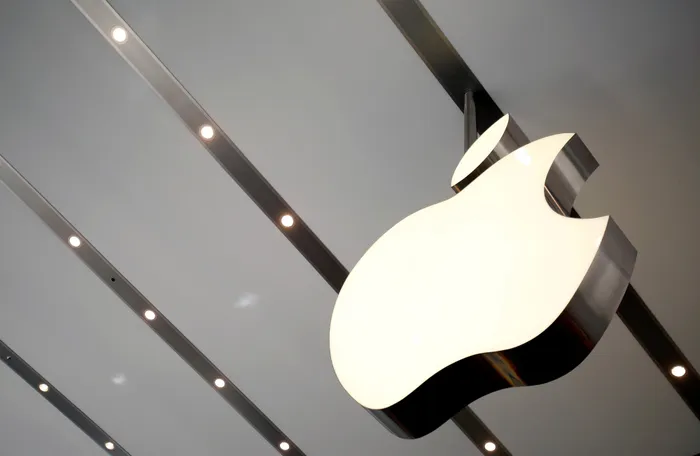Apple Inc, which slashed its quarterly sales forecast last week, has reduced planned production for its three new iPhone models by about 10 percent. Photo: File