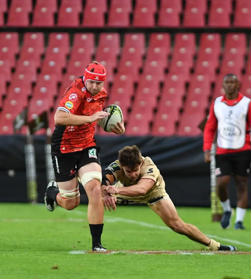 Lions fade late as Leinster power to bonus-point URC win in Dublin duel