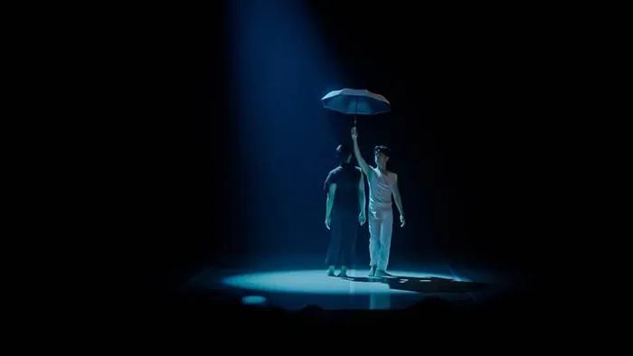 Michael Halim performing Parasite