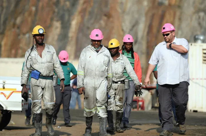 10/02/2015 Rescue operations are underway at Vantage Goldfields Lily Mine to locate the three trapped mine workers. In this picture AMCU President Joseph Mathunjwa (centre) is seen insde the mine. Picture: AMCU News NB!!!!! Please credit picture as above!!!!!!!!!!!!!!!!!!!!