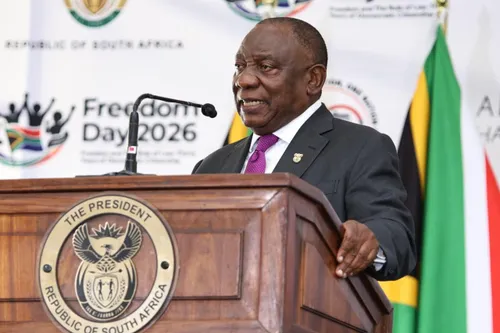 Ramaphosa reaffirms commitment to tackle corruption and violent crime at Freedom Day rally