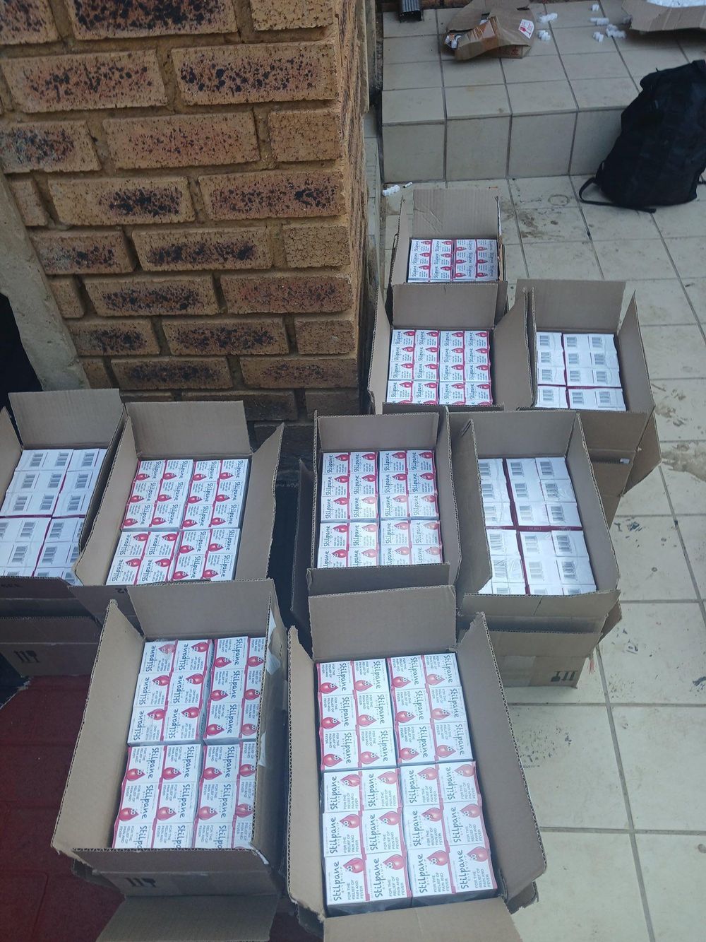 Robin-Lee Francke | Published 3 minutes ago Soweto police seize Broncleer, Stillpain, and Painagon syrup in illegal drug raid