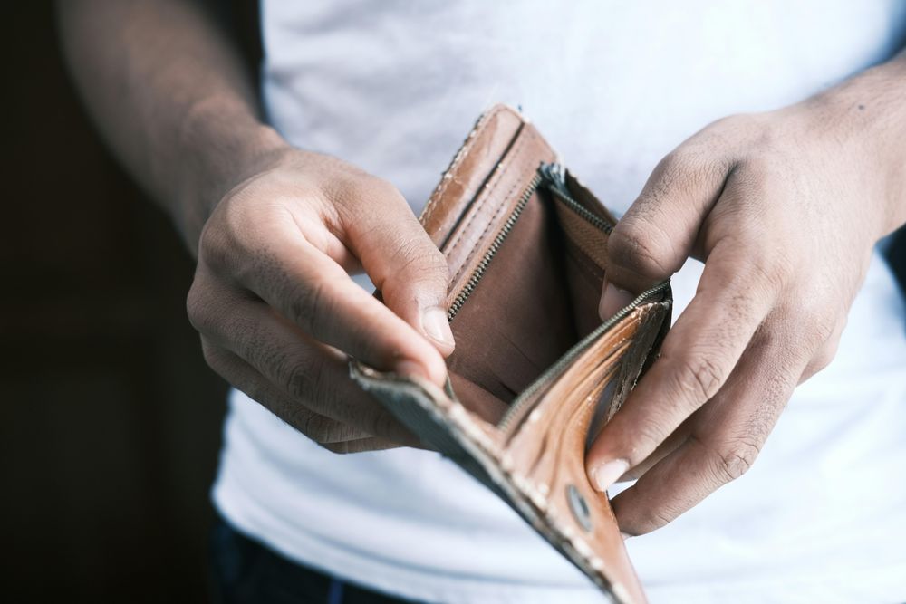No salary growth in September-October, but South African pay is still higher than last year