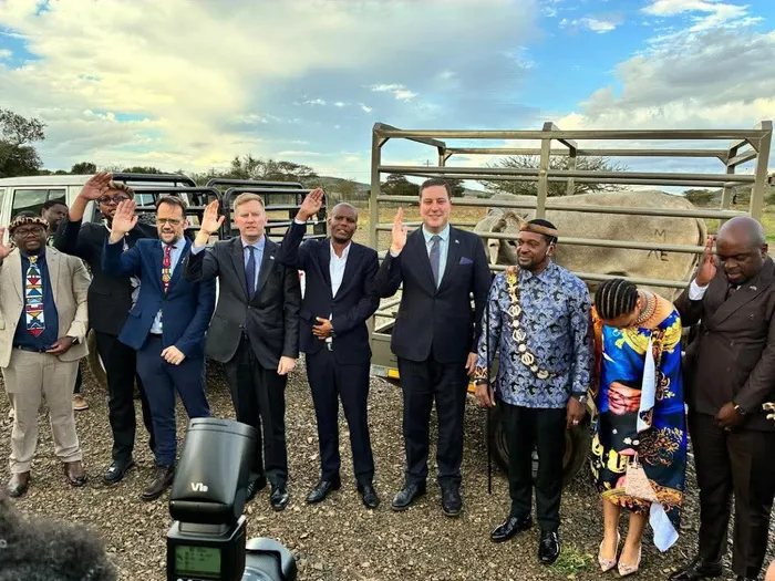 DA Federal leader Geordin Hill-Lewis and his national and provincial leadership visited King Misuzulu kaZwelithini on Tuesday.