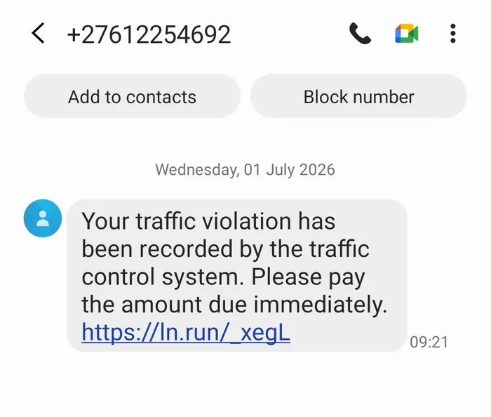 Beware of fraudulent SMSes like this one, which falsely claim traffic violations and demand immediate payment. Stay vigilant and verify all communications regarding traffic fines.
