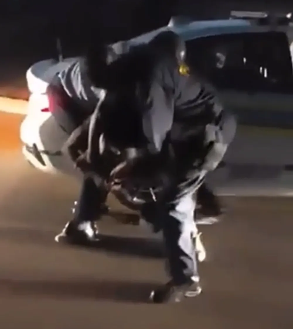 WATCH: Security guards arrested after assault on cops goes viral