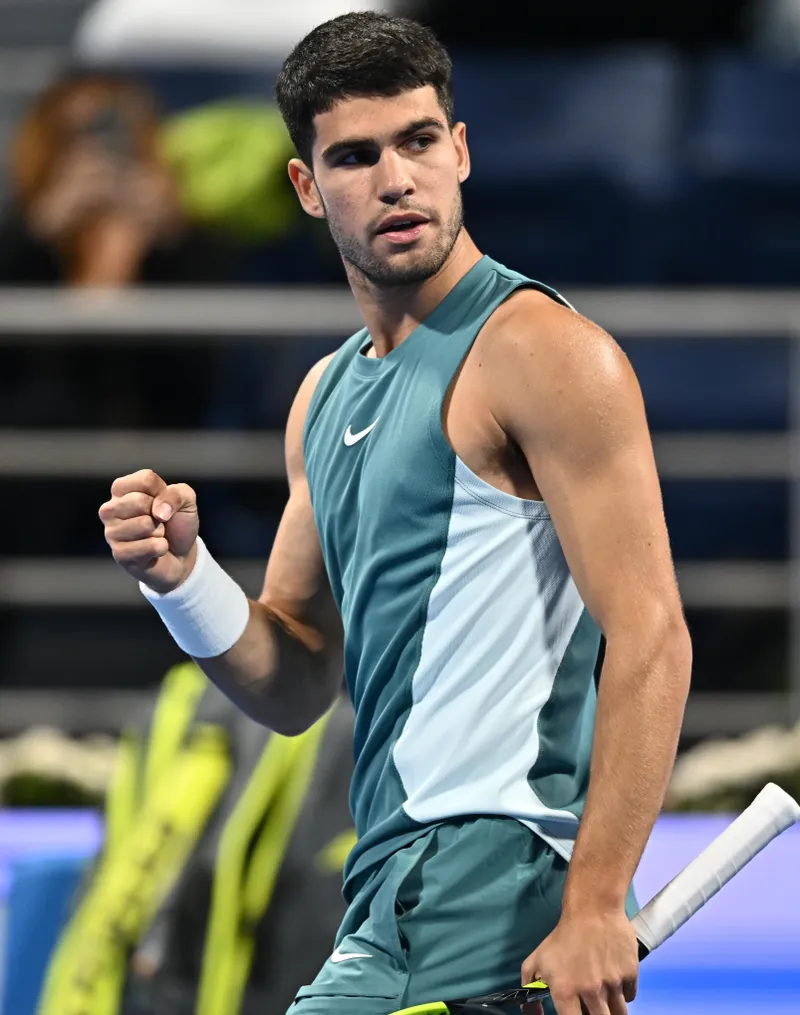 Australian Open: Alcaraz, Sabalenka, and Medvedev triumph over early challenges