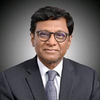 What steps must India take to achieve Viksit Bharat by 2047?