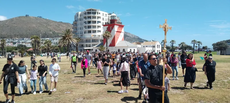 Over 300 pilgrims walk to Our Lady of Good Hope Church for Jubilee year