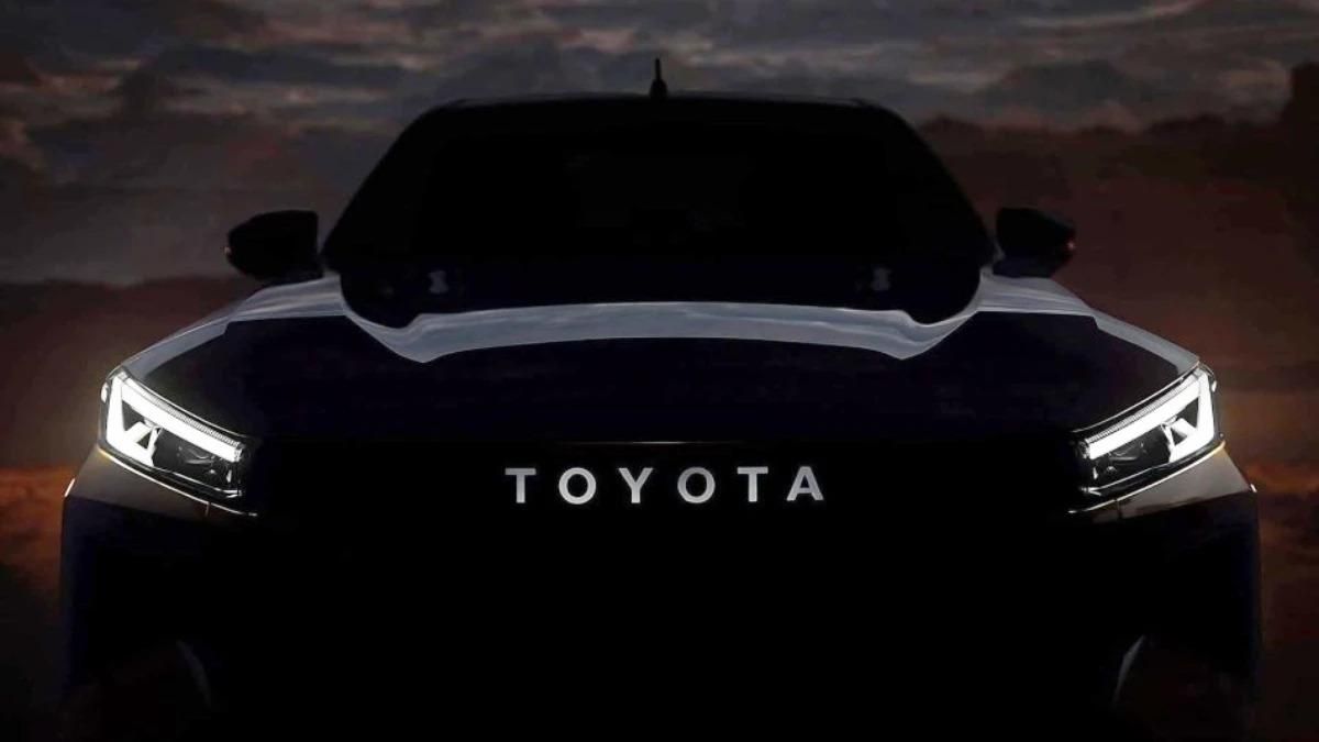 The new Toyota Hilux bakkie redesign will leave you speechless - find out ...