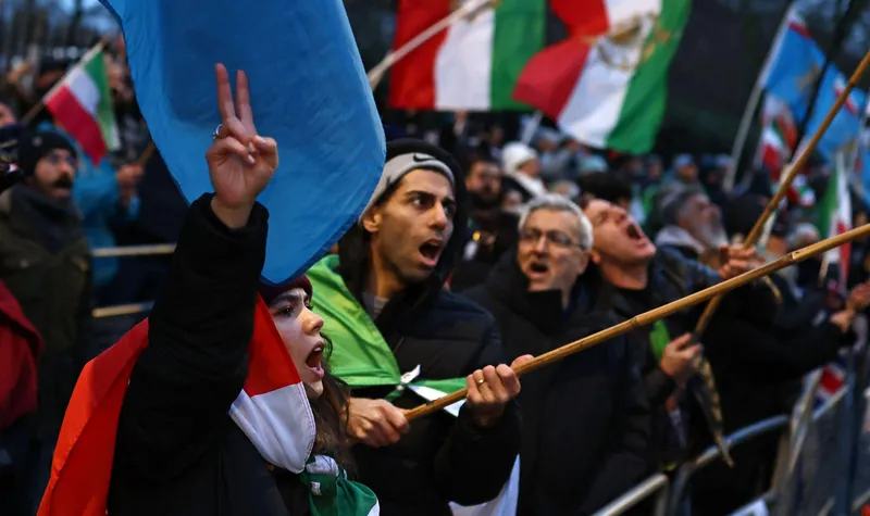 US warns Americans to ‘leave Iran now’