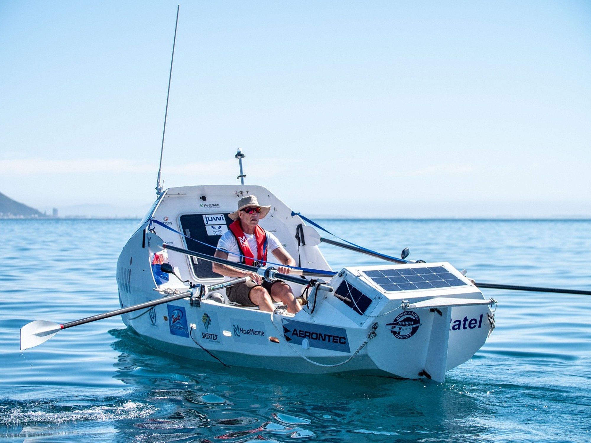 Cape 2 Rio solo rower Zirk Botha to rely on renewable energy for ...