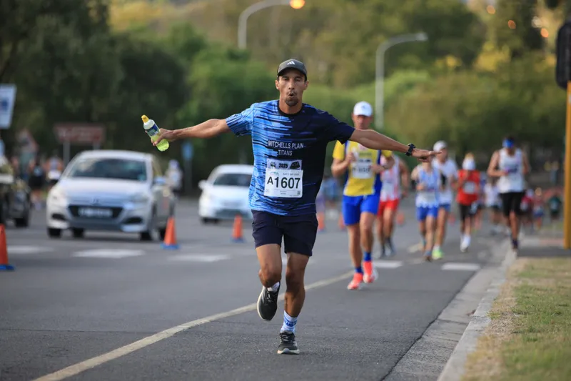 Titans among the pack in bumper Bay to Bay race