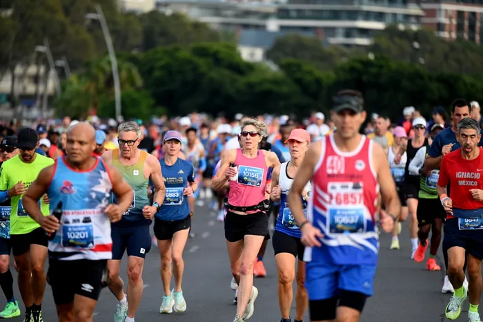 The Cape Town Marathon’s bid for World Marathon Major status is tarnished by a viral incident involving former winner Sihle Mapukata leading the race, highlighting safety concerns and prompting calls for a lifetime ban from Nedbank Running Clubs. Picture: Ayanda Ndamane/Independent Media