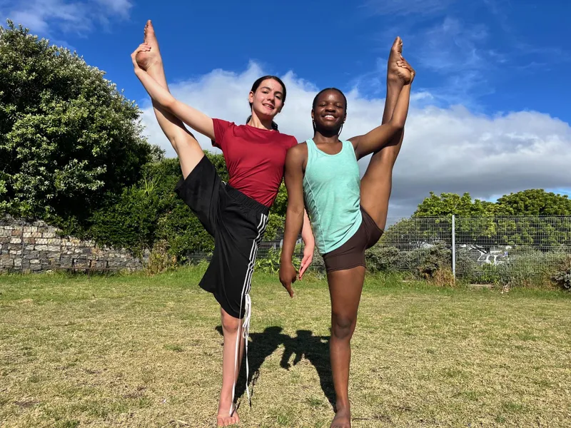 Support dancers on their journey to Italy: Join their fundraising show