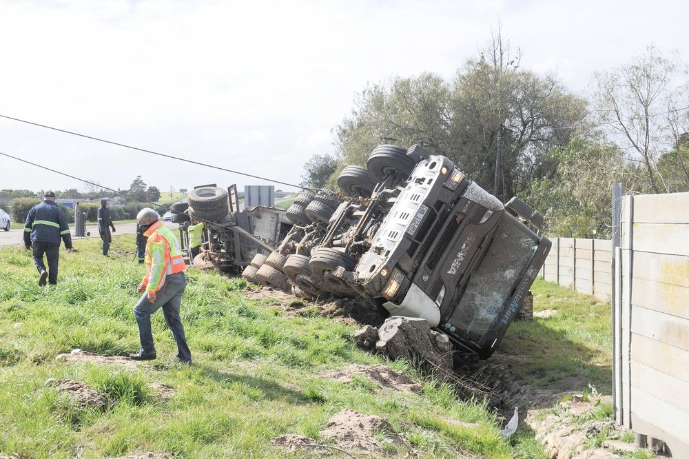 Road accidents pile up over long weekend in the Western Cape