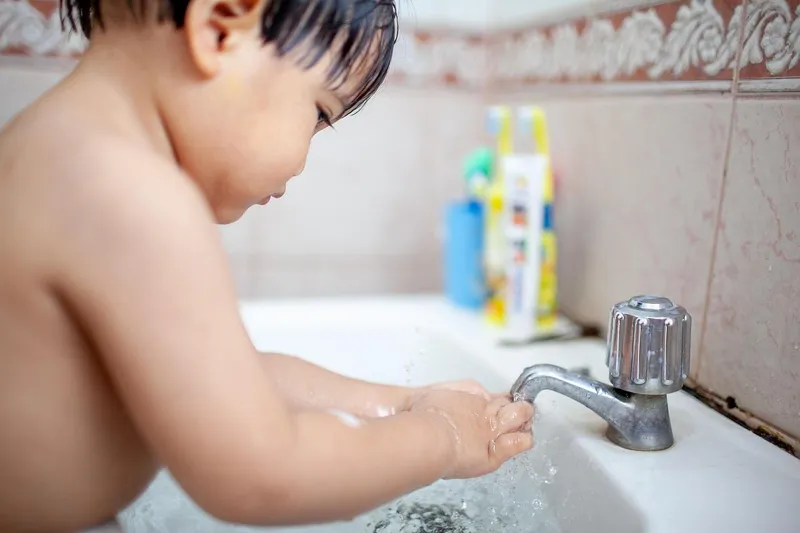 As the world observes World Hand Hygiene Day today, a grim reality emerges from South Africa: a significant portion of the nation’s children are unable to wash their hands regularly due to inadequate access to clean water in Early Childhood Development (ECD) centres. Current statistics reveal that only 53% of these centres are equipped with essential facilities such as piped water, electricity, and flushing toilets, while a staggering 8% lack even the most basic provisions entirely.