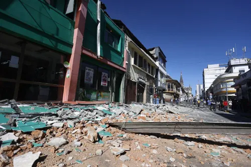 Colombia scrambles for survivors after deadly 7.4-magnitude earthquake