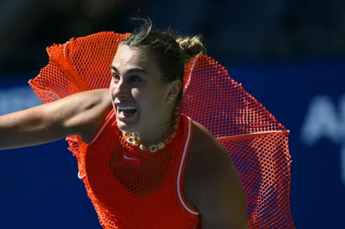 Pegula rallies past Navarro to reach third straight US Open semifinal vs Sabalenka