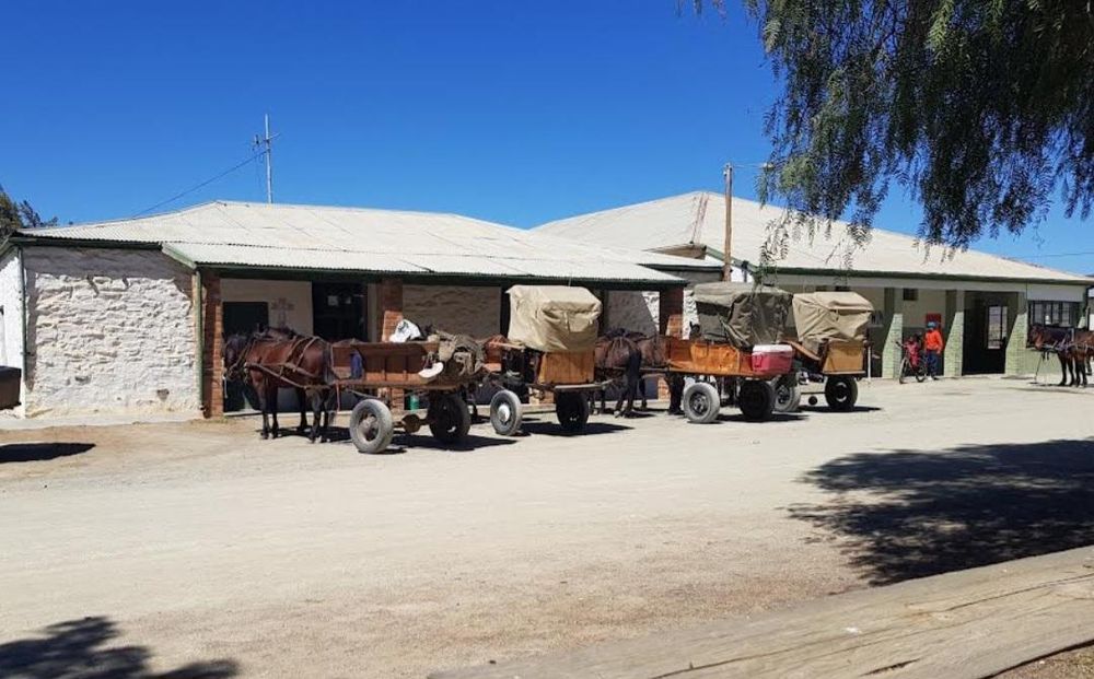 Town for sale | Karoo believe it? – Entire Middelpos goes under the hammer