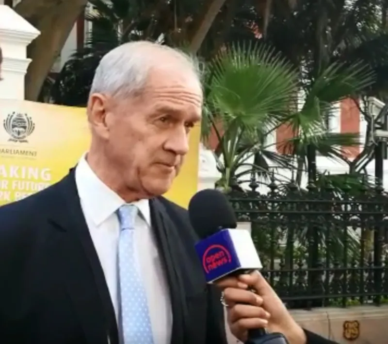 Ramaphosa appoints Roelf Meyer as South Africa's ambassador to the United States