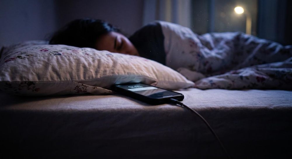 Why sleeping with your phone under your pillow is a serious safety hazard - IOL